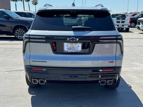 New 2026 Chevrolet Traverse RS w/ LPO, Floor Liner Package FWD image 4