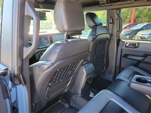 Used 2024 Ford Bronco Black Diamond w/ Sasquatch Package image 13