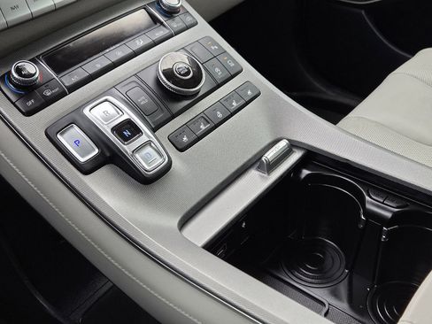 Used 2021 Hyundai Palisade Calligraphy w/ Cargo Package image 9