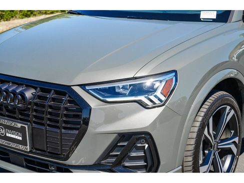 Used 2024 Audi Q3 2.0T Premium Plus w/ Premium Plus Package AWD/4WD image 8