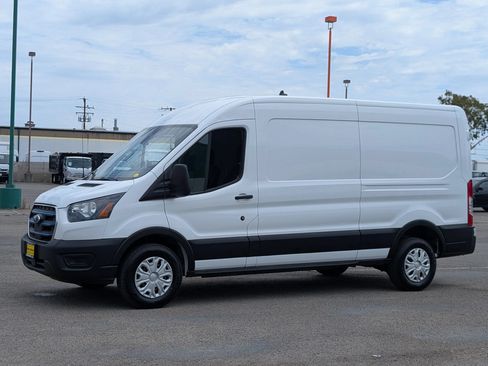 Used 2023 Ford E-Transit Medium Roof RWD image 4