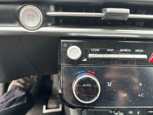 Used 2025 Hyundai Tucson SEL AWD/4WD image 14