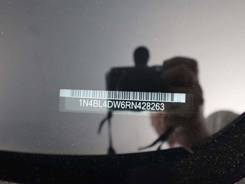 Used 2024 Nissan Altima 2.5 SV image 42