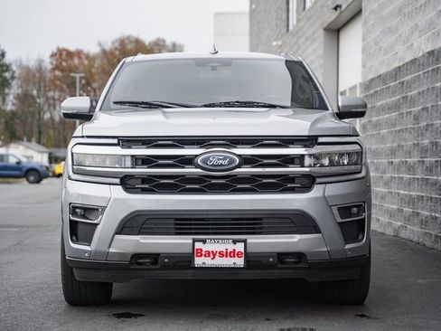Used 2022 Ford Expedition Max Limited image 3