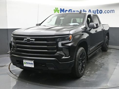 New 2026 Chevrolet Silverado 1500 High Country w/ Midnight Edition AWD/4WD image 18
