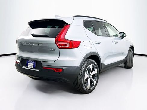 Used 2026 Volvo XC40 B5 Plus w/ Protection Package Premier AWD/4WD image 7