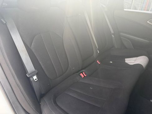 Used 2015 Chrysler 200 Limited w/ Convenience Group image 29