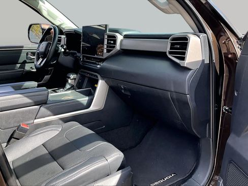 Used 2023 Toyota Sequoia Limited AWD/4WD image 19