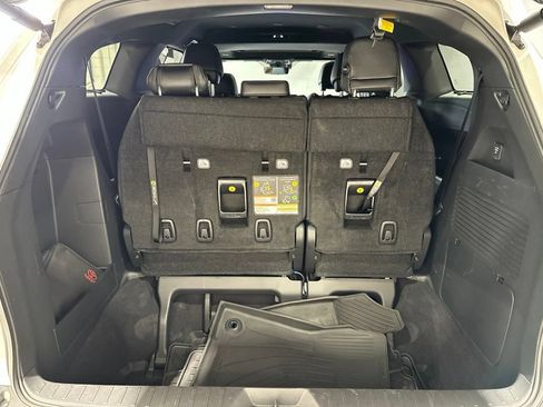 Certified 2025 Toyota Sienna Platinum AWD/4WD image 15