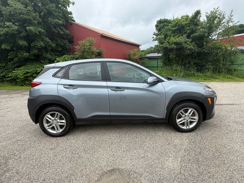 Used 2021 Hyundai Kona SE w/ Cargo Package AWD/4WD image 4