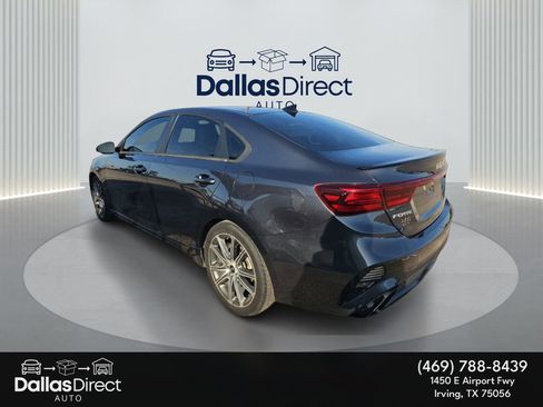 Used 2022 Kia Forte GT-Line w/ GT-Line Technology Package image 9