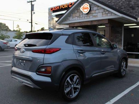 Used 2021 Hyundai Kona Limited w/ Cargo Package image 5