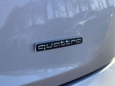 Certified 2024 Audi Q5 2.0T Premium w/ Convenience Package image 12