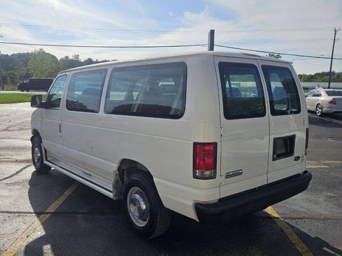 Used 2006 Ford E-350 and Econoline 350 XLT RWD image 6