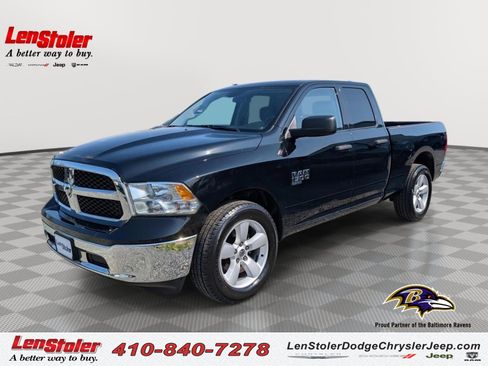 Used 2024 RAM 1500 Classic SLT AWD/4WD image 1