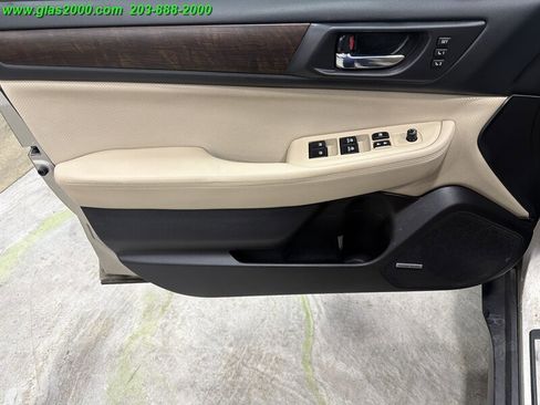 Used 2015 Subaru Outback 2.5i Limited AWD/4WD image 28