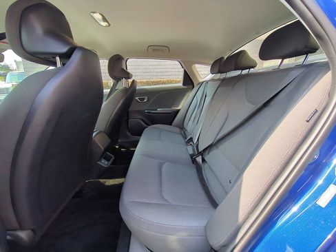 Used 2025 Kia K4 FWD image 28