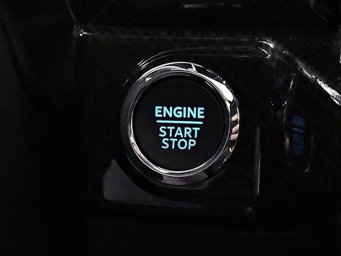 Used 2025 Ford F150 Lariat w/ Equipment Group 501A Mid image 24