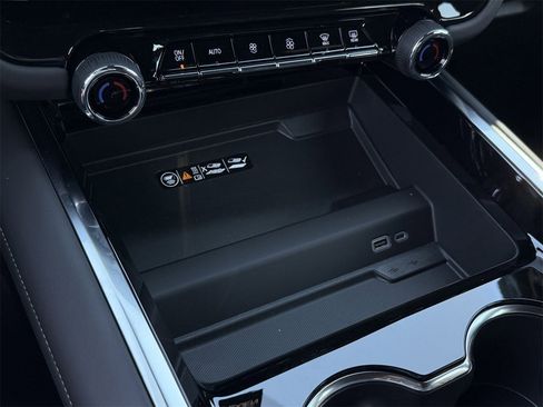 New 2026 Chevrolet Tahoe Premier image 18