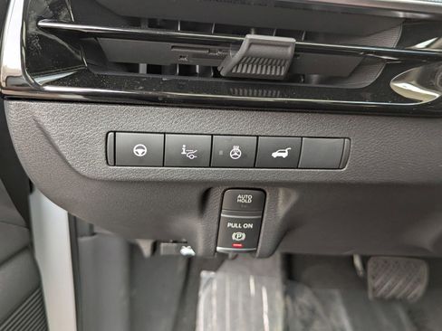 New 2025 Nissan Murano Platinum image 13