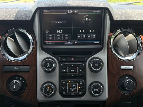 Used 2016 Ford F250 Lariat w/ Chrome Package AWD/4WD image 29