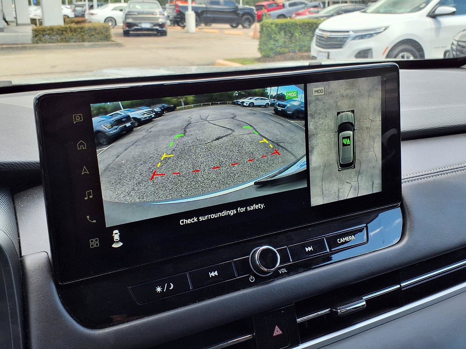 Used 2025 Mitsubishi Outlander SE FWD image 5