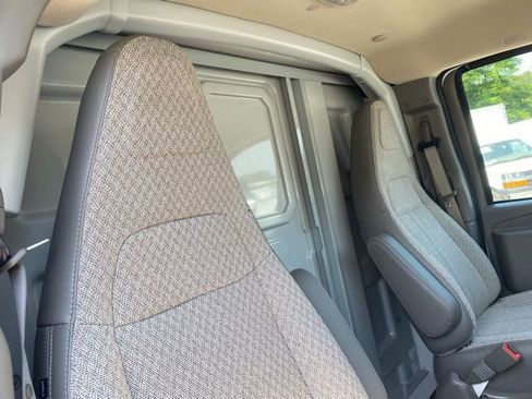 New 2024 GMC Savana 3500 w/ Power Convenience Package image 32