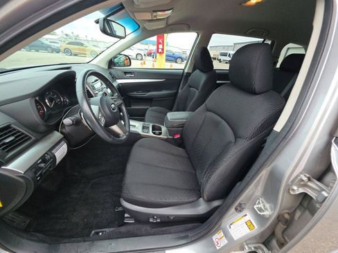 Used 2011 Subaru Outback 2.5i Premium AWD/4WD image 9