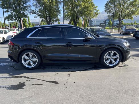 Used 2023 Audi Q8 Prestige AWD/4WD image 6