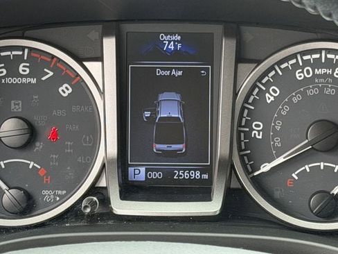 Used 2023 Toyota Tacoma SR5 image 21