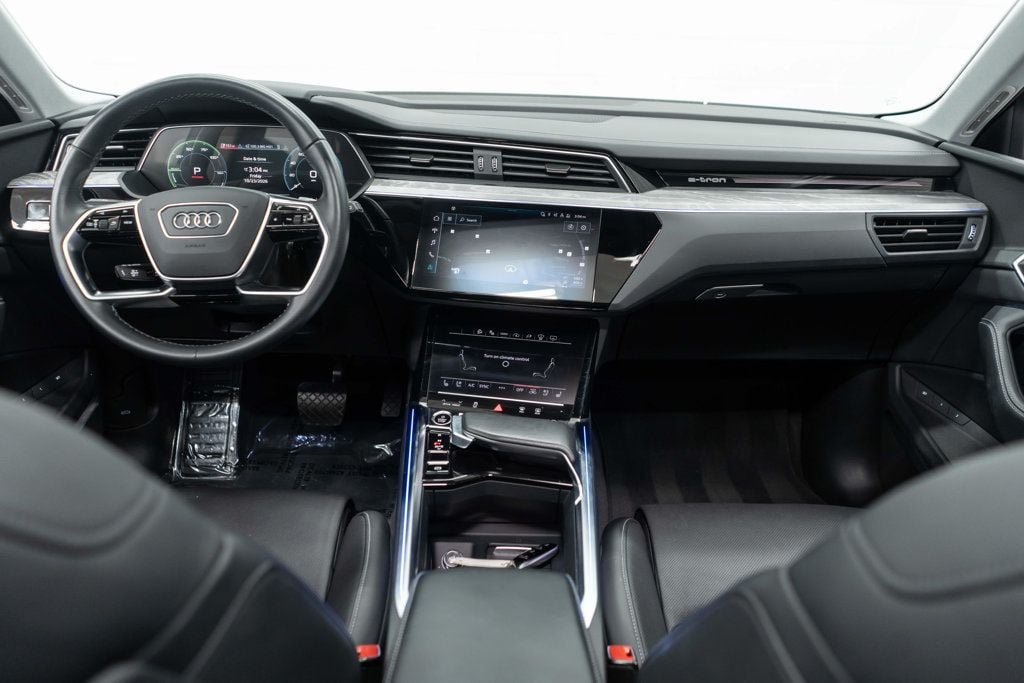 Used 2024 Audi Q8 e-tron Prestige w/ Prestige Package AWD/4WD image 10