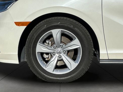 Used 2019 Honda Odyssey EX-L image 5