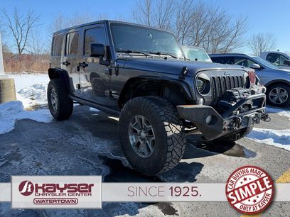 Used 2016 Jeep Wrangler Unlimited Rubicon w/ Connectivity Group