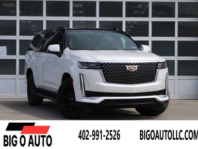 Used 2022 Cadillac Escalade ESV Premium Luxury w/ LPO, Illumination Package