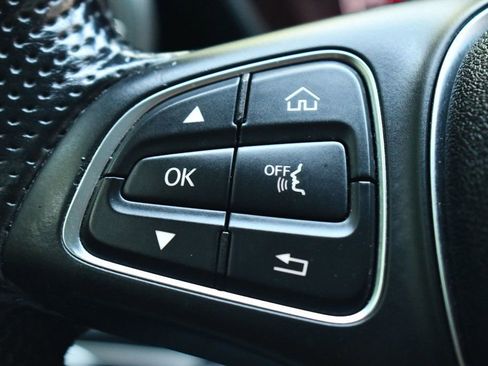 Used 2017 Mercedes-Benz GLC 43 AMG 4MATIC image 26