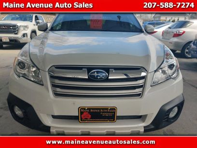 Used 2014 Subaru Outback 2.5i Limited w/ Moonroof Package