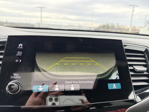 Used 2022 Honda Pilot TrailSport image 25