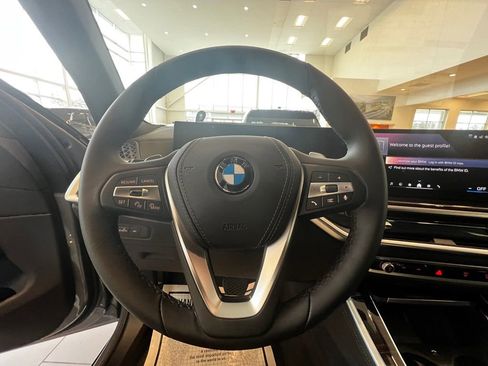 New 2026 BMW X5 sDrive40i image 13