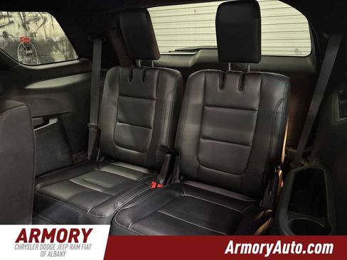 Used 2019 Ford Explorer XLT w/ Equipment Group 202A image 23