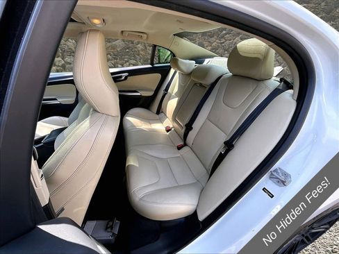 Used 2017 Volvo S60 T5 Dynamic AWD/4WD image 23