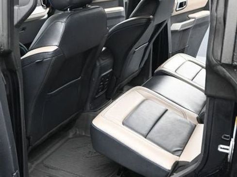 Certified 2023 Ford Bronco Wildtrak AWD/4WD image 17