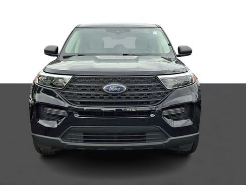 Used 2021 Ford Explorer 4WD image 2