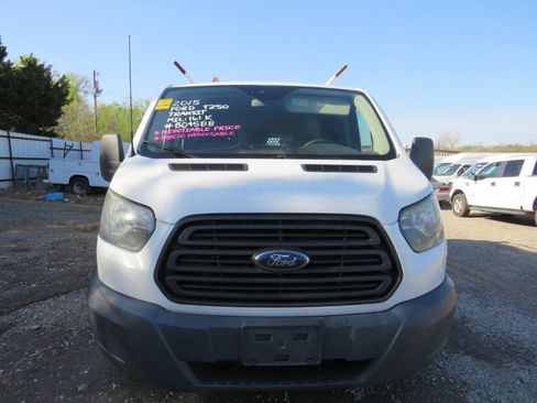 Used 2015 Ford Transit 250 130 Low Roof RWD image 2