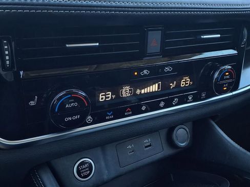 Used 2021 Nissan Rogue SL image 9