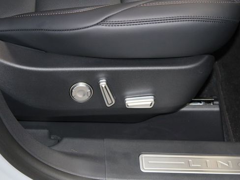 New 2026 Lincoln Nautilus Premier w/ Equipment Group 102A image 26