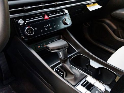 New 2026 Hyundai Santa Cruz SEL FWD image 16