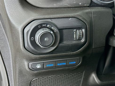 Used 2023 Jeep Wrangler Unlimited w/ Cold Weather Group image 16