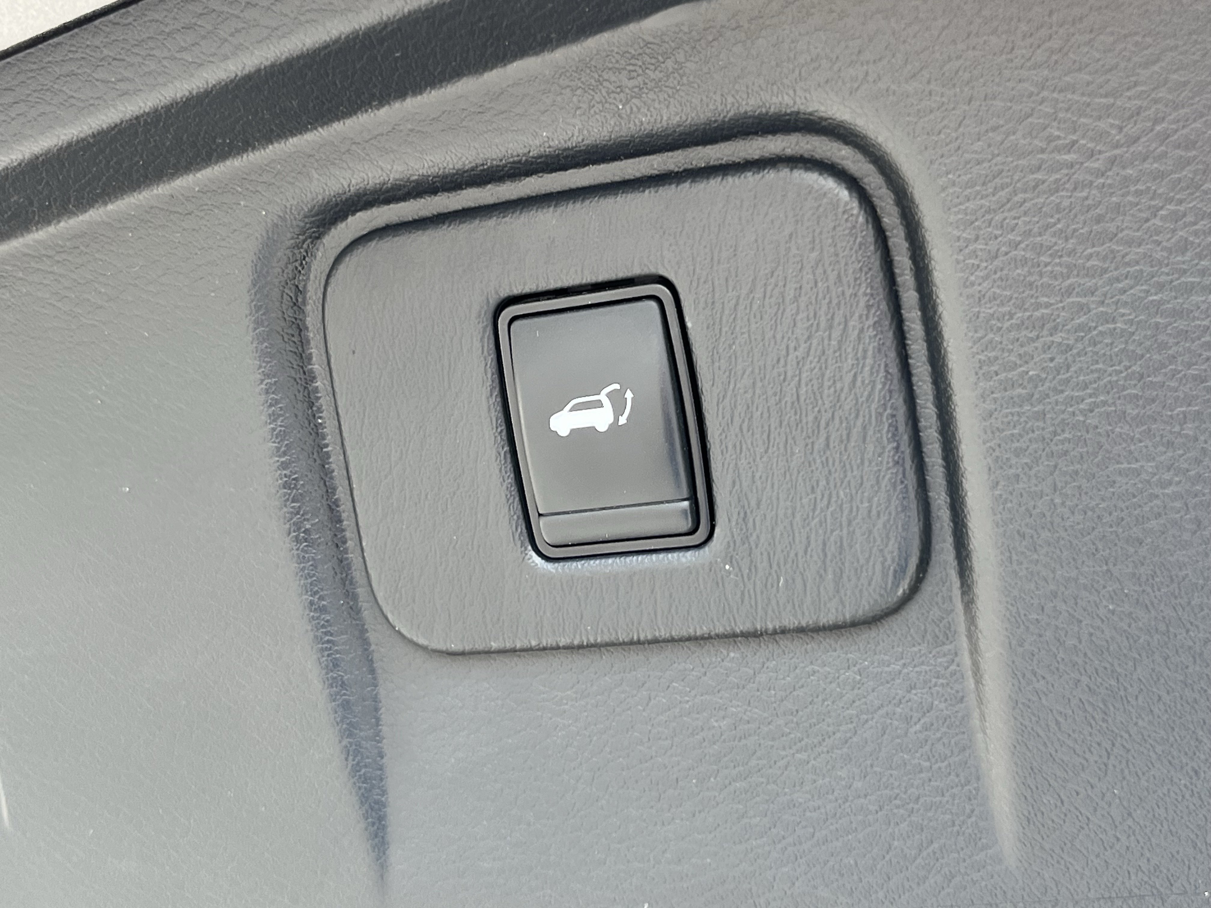 Used 2020 Nissan Murano SL w/ Moonroof Package AWD/4WD image 9