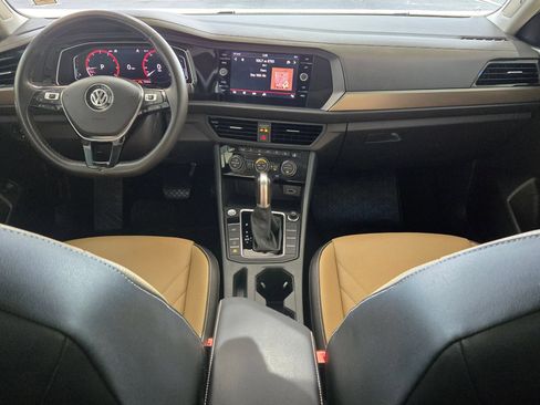Used 2019 Volkswagen Jetta SEL Premium FWD image 18