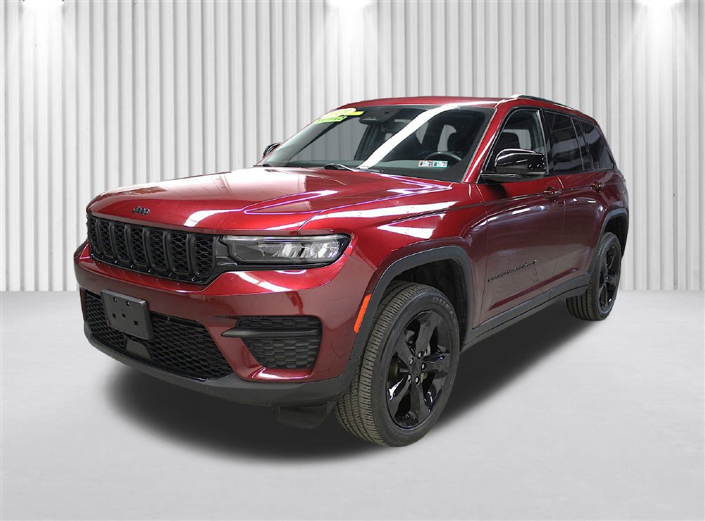Certified 2023 Jeep Grand Cherokee Altitude AWD/4WD image 8